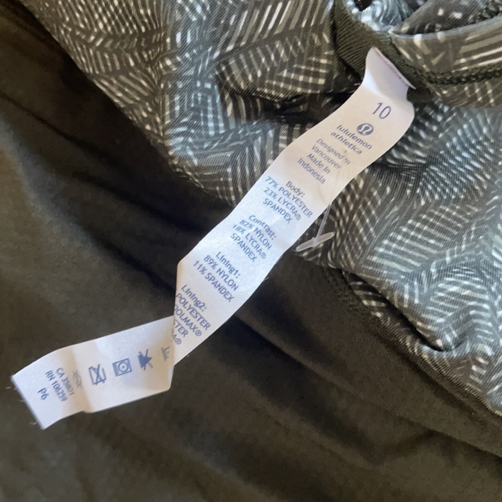 Lululemon Wrap It Up Tank - - Picture 7 of 10